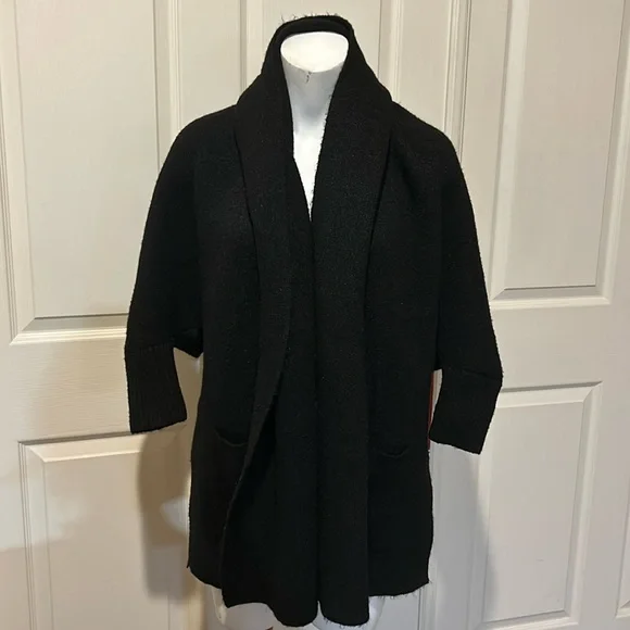 Look By M New York Wrap sweater with Sleeves. One Size - Picture 2 of 10